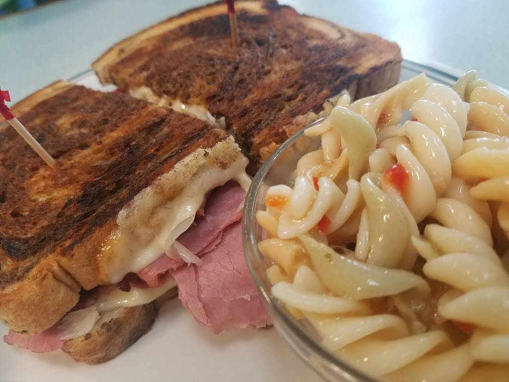 Silver Springs Restaurant | restaurant | 5300 E Silver Springs Blvd unit G, Silver Springs, FL 34488, USA | 3522365215 OR +1 352-236-5215