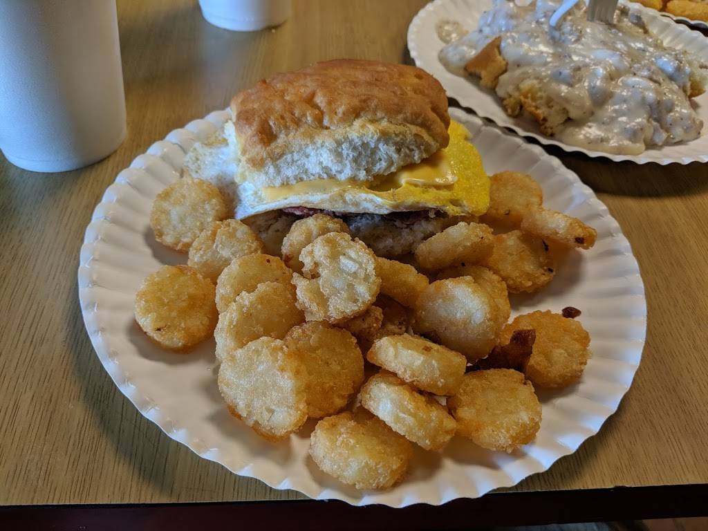 Amos BBQ & Biscuits | restaurant | 697 Hightower Rd, Ball Ground, GA 30107, USA | 7708893866 OR +1 770-889-3866