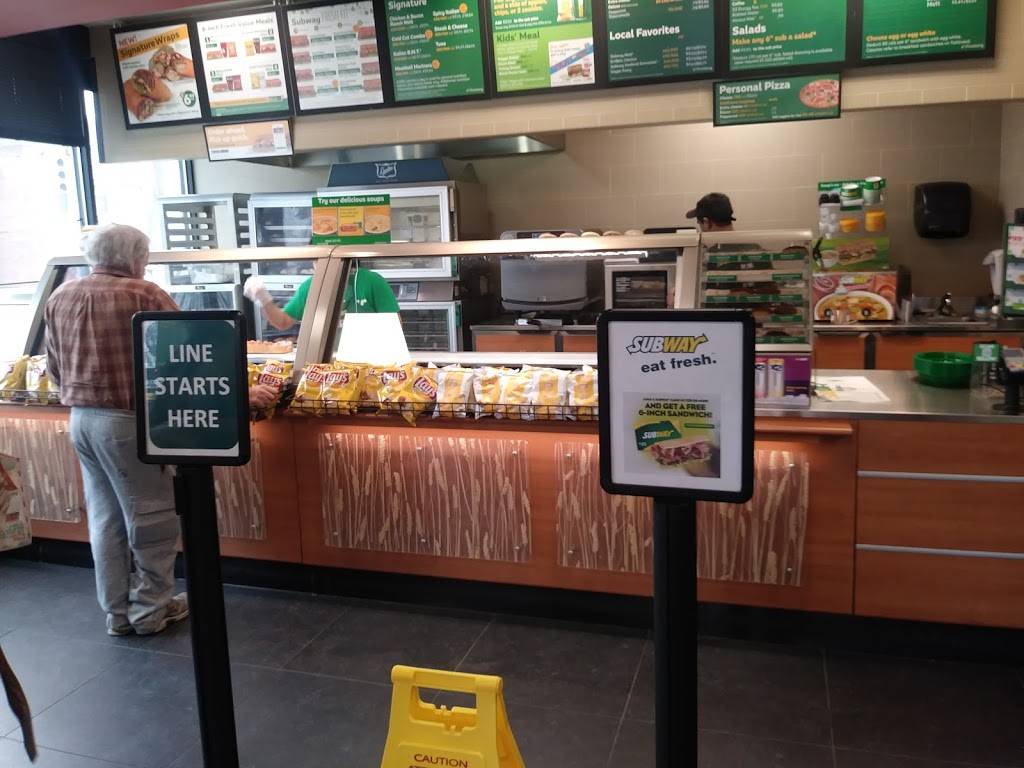 Subway Restaurants | restaurant | 2623 Washington Blvd, Baltimore, MD 21230, USA | 4106245489 OR +1 410-624-5489