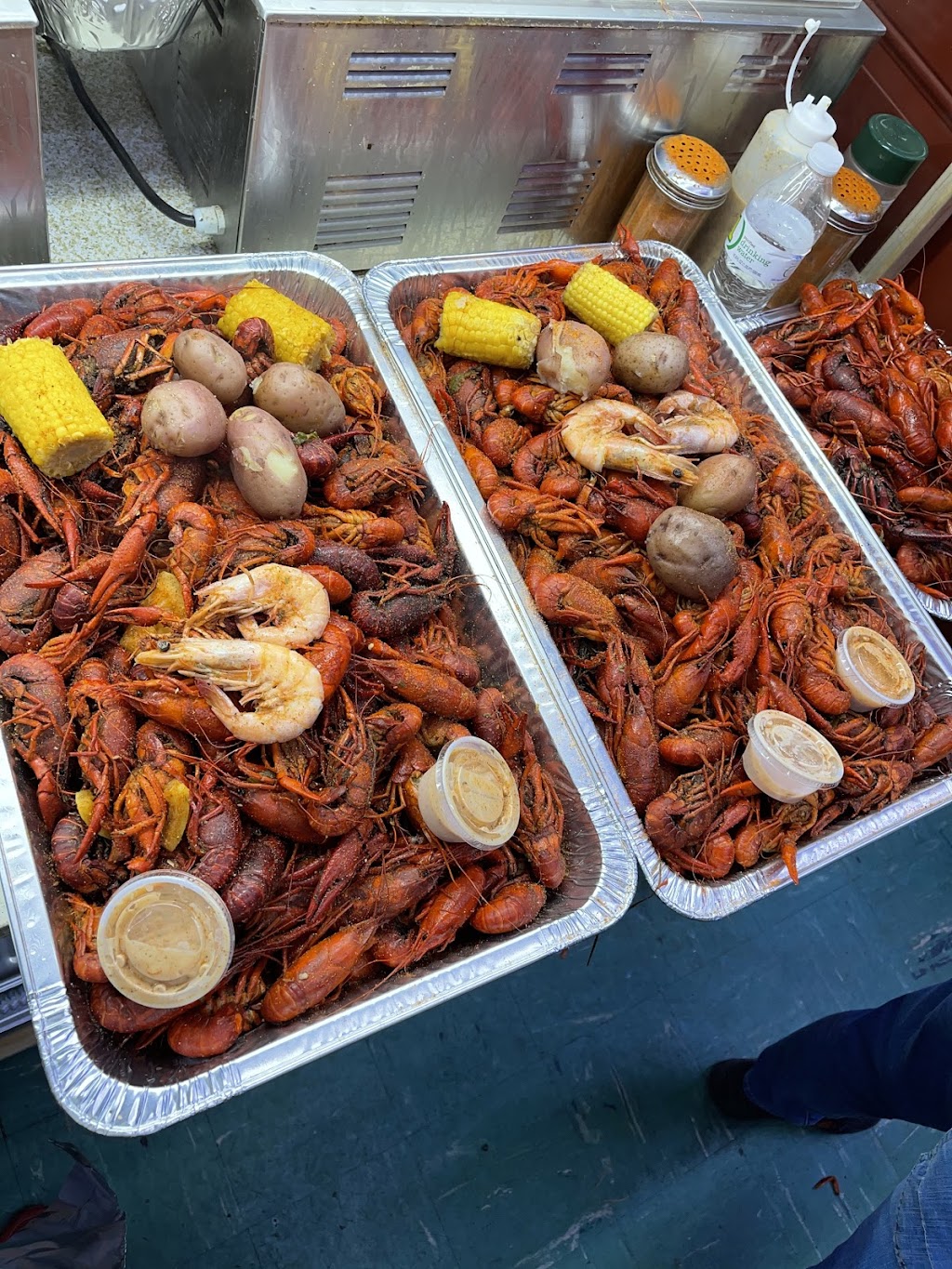 Lil Quickie Seafood Marksville | restaurant | 806 N Preston St, Marksville, LA 71351, USA | 3182537316 OR +1 318-253-7316