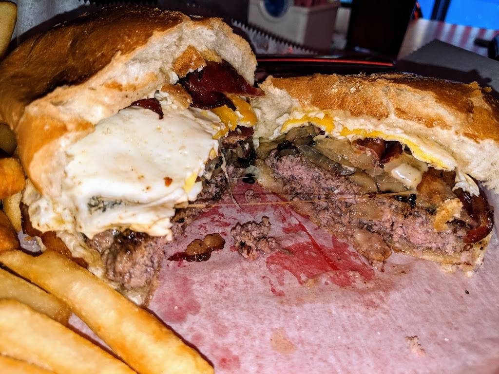 Cheeseburgers & More | restaurant | 6779 W Indiantown Rd, Jupiter, FL 33458, USA | 5615759490 OR +1 561-575-9490