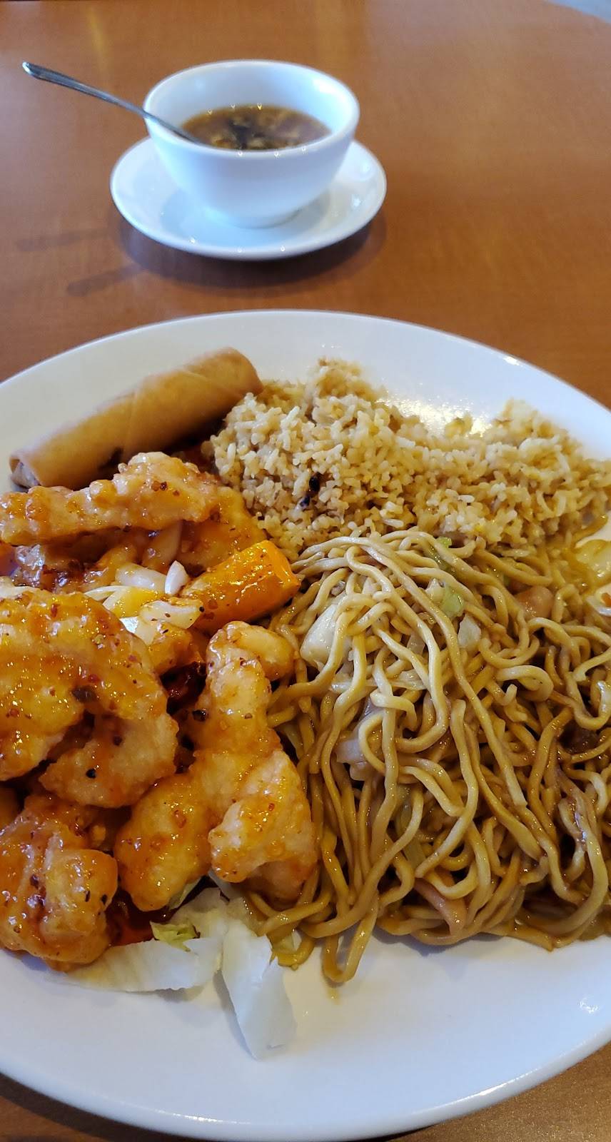 California Wok and Grill | restaurant | 9080 Laguna Main St, Elk Grove, CA 95758, USA | 9168952444 OR +1 916-895-2444