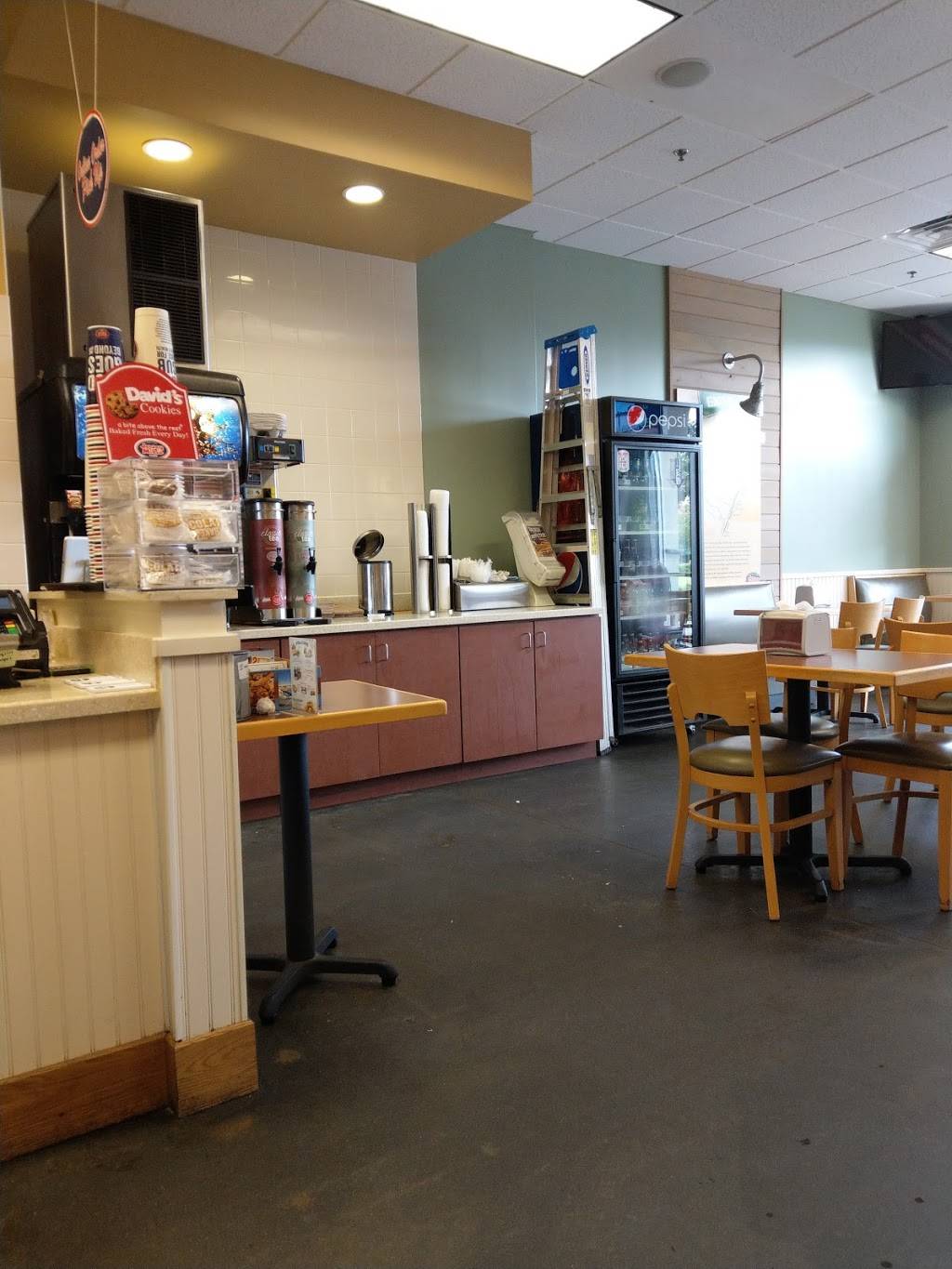 Jersey Mikes Subs | meal takeaway | 851 S State Rd 434 Suite 1020, Altamonte Springs, FL 32714, USA | 4072931715 OR +1 407-293-1715