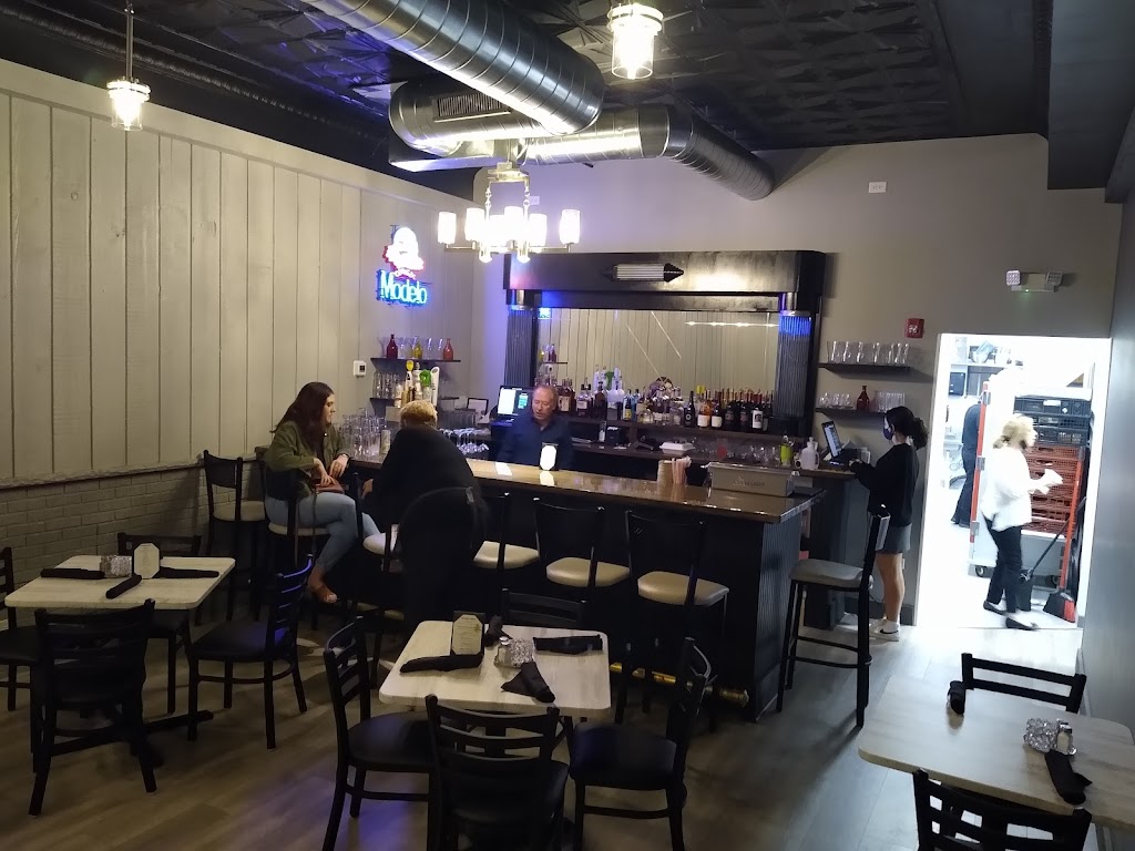 Uptown Eatery | restaurant | 117 N Addison Ave, Elmhurst, IL 60126, USA | 6303595726 OR +1 630-359-5726