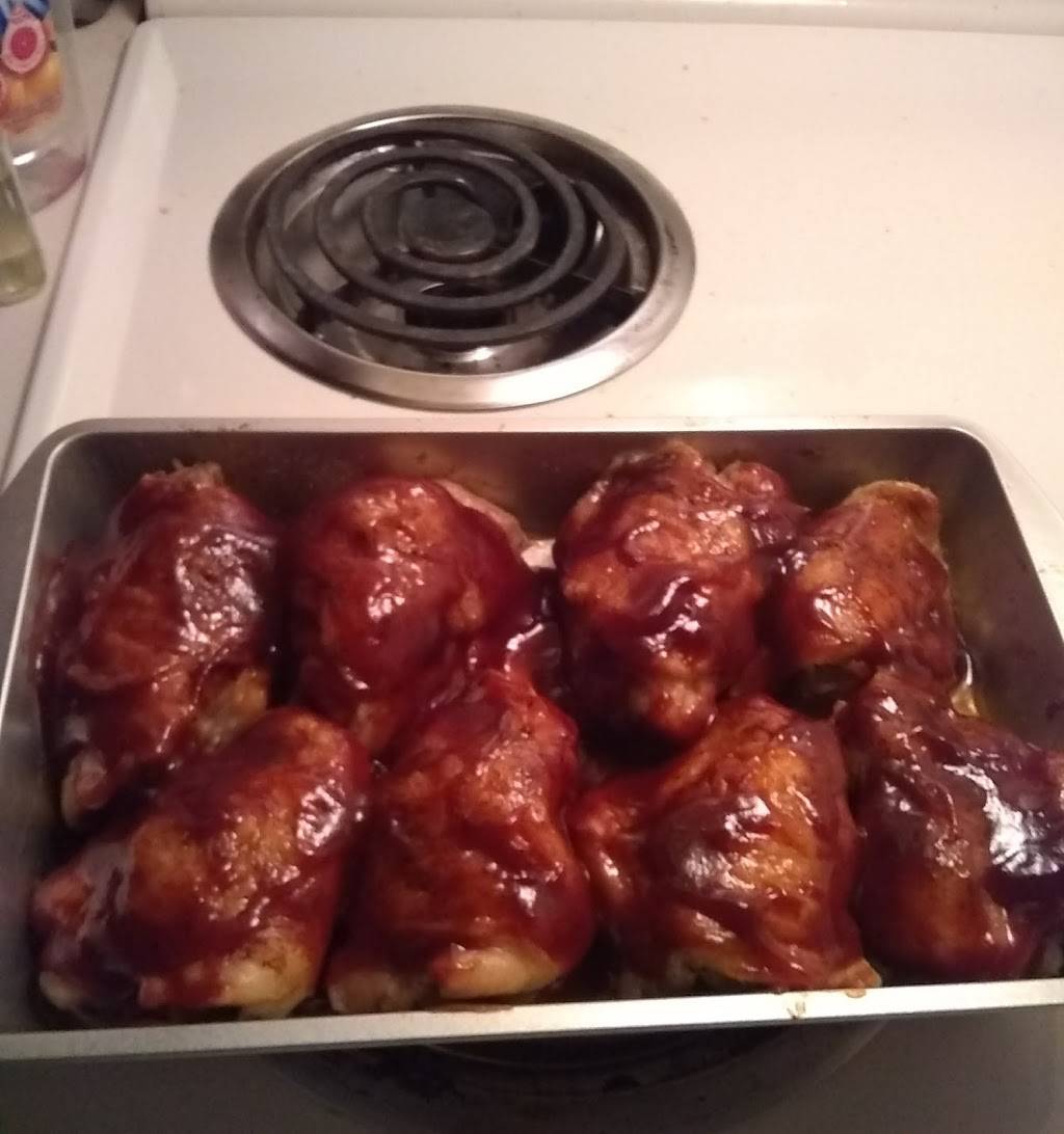 Subway | restaurant | 1200 N Van Buren St, Milwaukee, WI 53202, USA | 4142204555 OR +1 414-220-4555