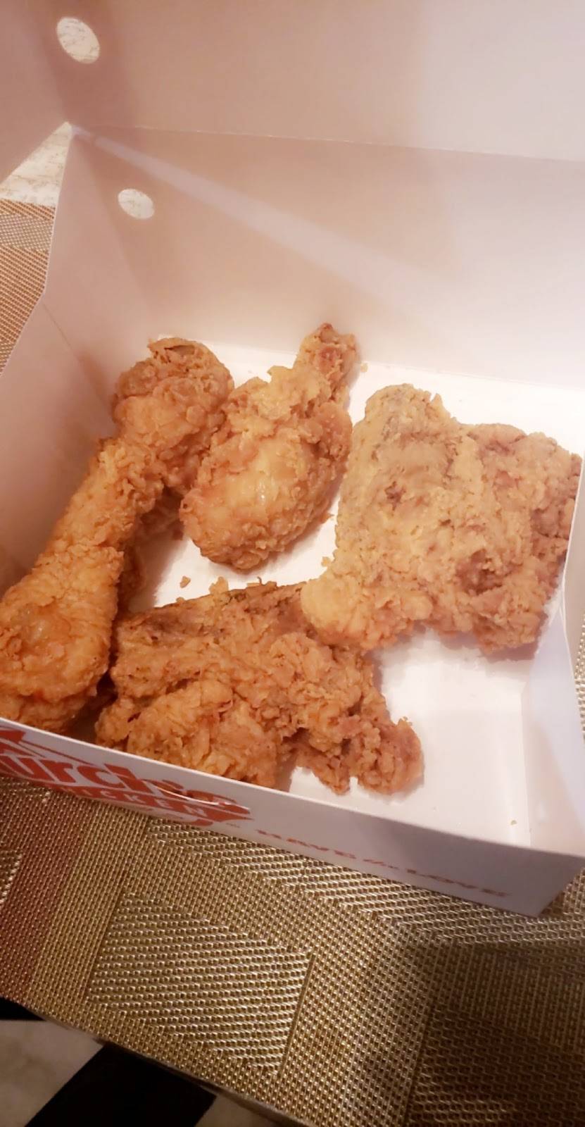 Churchs Chicken | restaurant | 606 N Hampton Rd, Dallas, TX 75208, USA | 2149464015 OR +1 214-946-4015