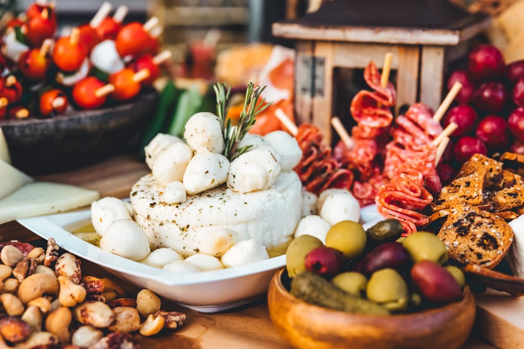 Graze Box | restaurant | 22762 Aspan St Ste 208, Lake Forest, CA 92630, USA | 9493675410 OR +1 949-367-5410