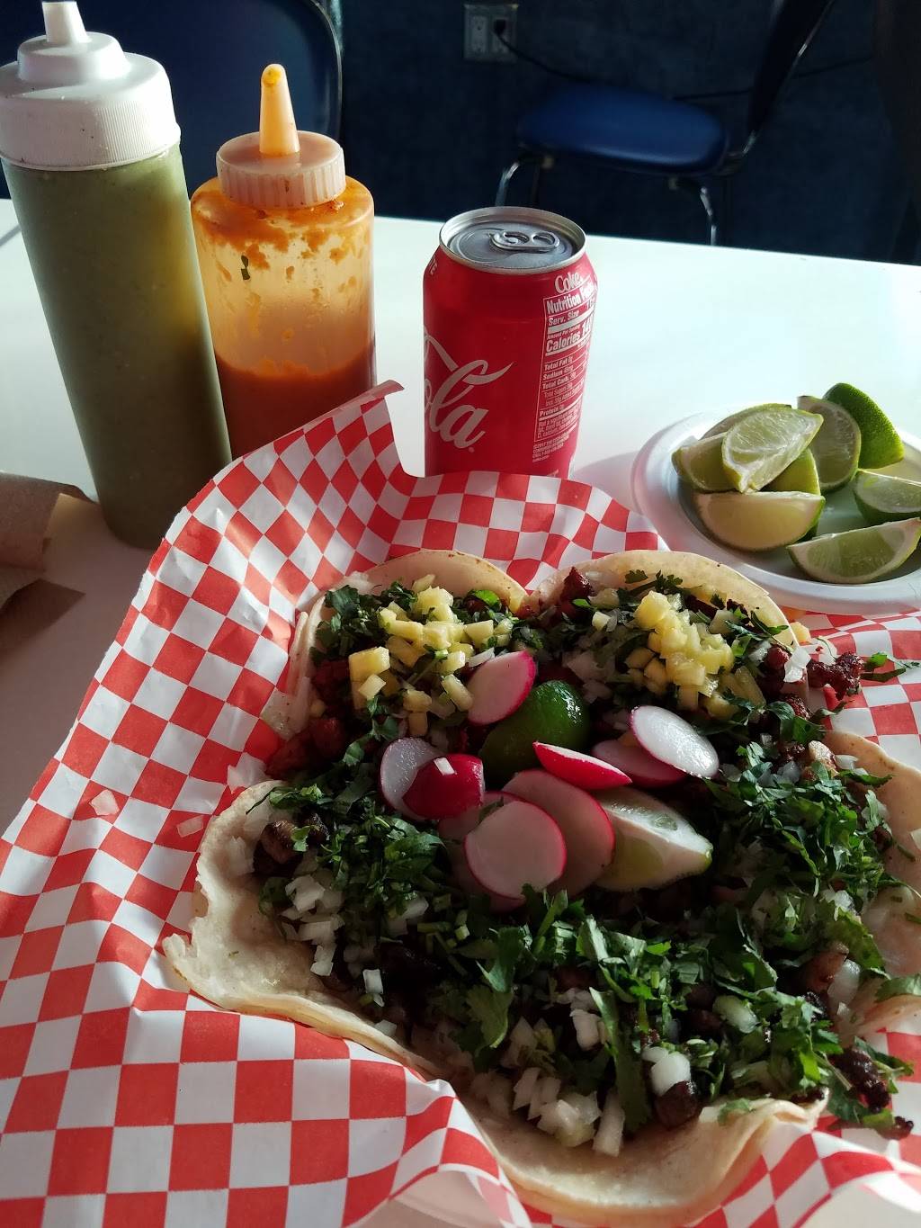 Tacomania | restaurant | 565 1st St, Gilroy, CA 95020, USA | 4088425720 OR +1 408-842-5720