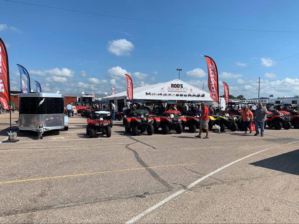 Fonner Park | restaurant | 700 E Stolley Park Rd, Grand Island, NE 68801, USA | 3083824515 OR +1 308-382-4515