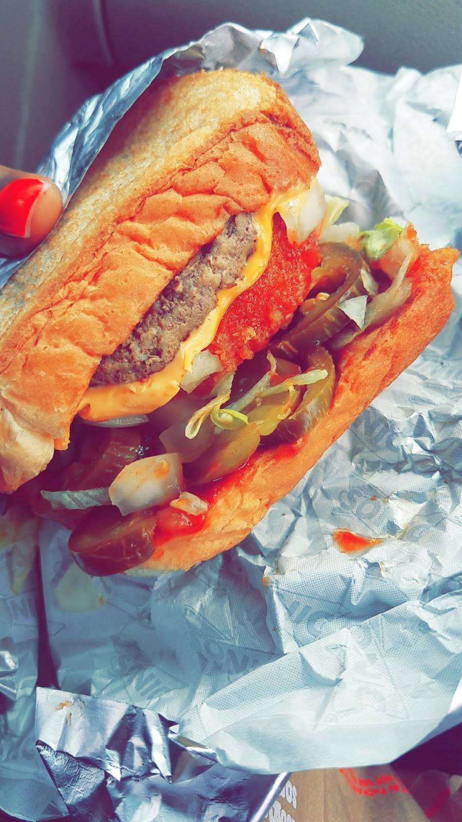 Sonic Drive-In | restaurant | 2105 N Schnoor Ave, Madera, CA 93637, USA | 5596730388 OR +1 559-673-0388