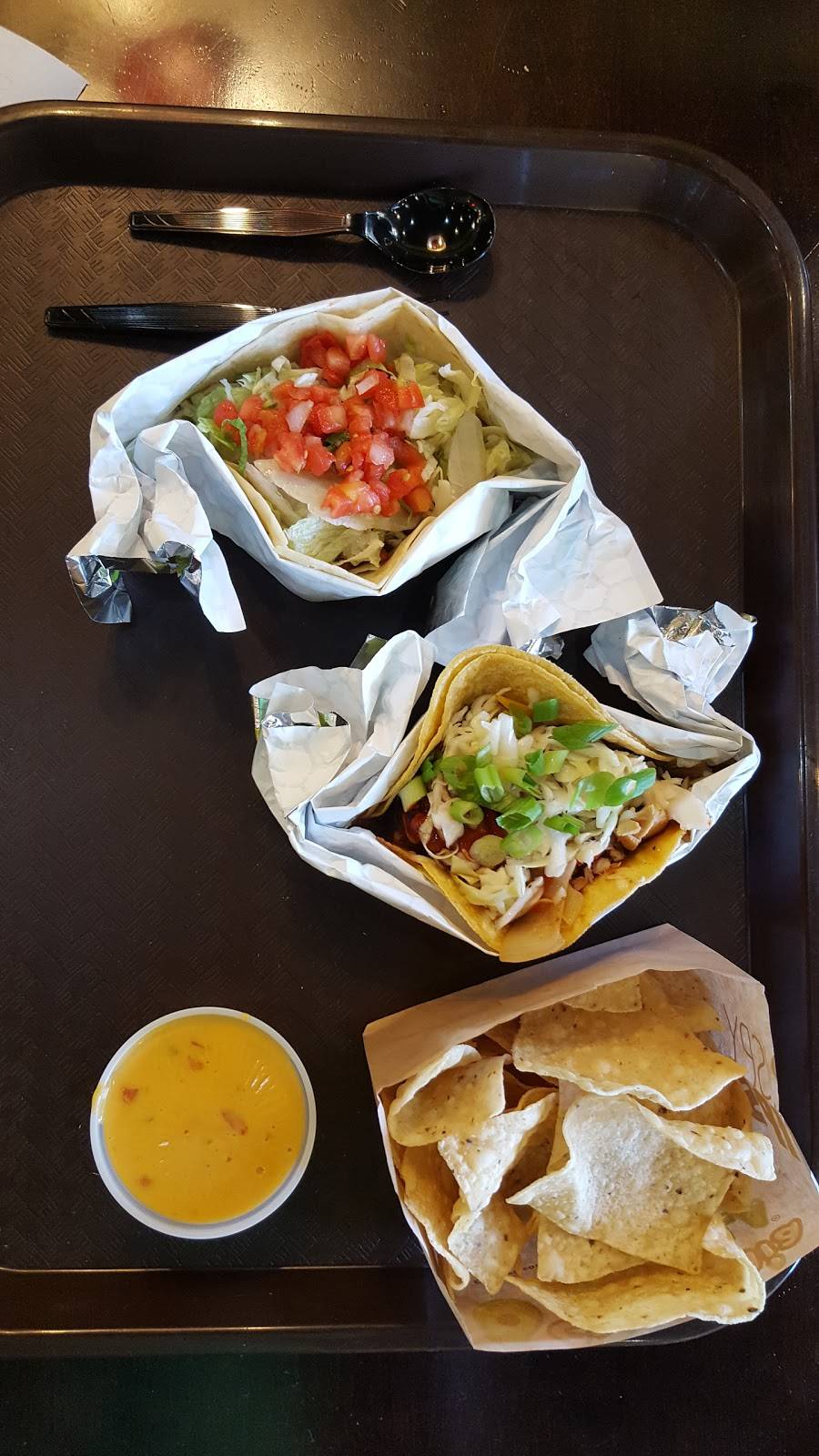 California Tortilla | restaurant | 1470 North Point Village Center, Reston, VA 20194, USA | 5713131325 OR +1 571-313-1325