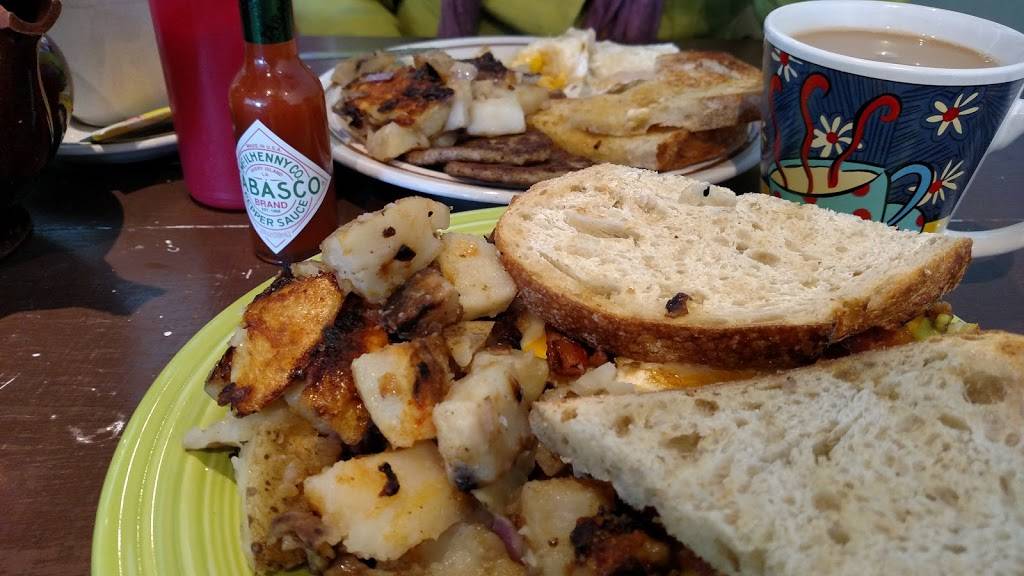 Auntie Cathies Kitchen | cafe | 159 Main St, Agawam, MA 01001, USA | 4137880022 OR +1 413-788-0022