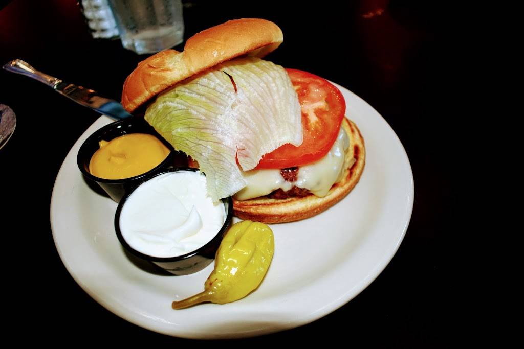 Rain Bar & Grill | restaurant | 485 Alexander Loop #100, Eugene, OR 97401, USA | 5416830747 OR +1 541-683-0747