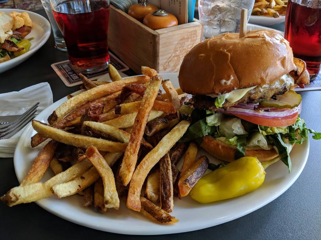 McMenamins Greenway Pub | restaurant | 12272 SW Scholls Ferry Rd, Tigard, OR 97223, USA | 5035901865 OR +1 503-590-1865