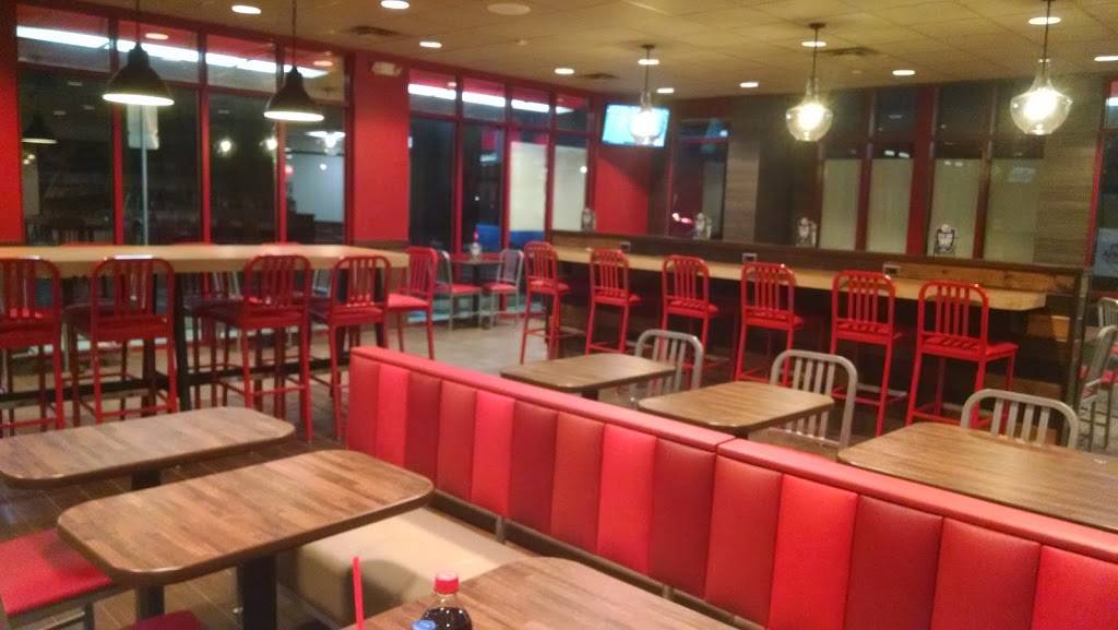 Arbys | restaurant | 401 W Market St, Logansport, IN 46947, USA | 5747532619 OR +1 574-753-2619