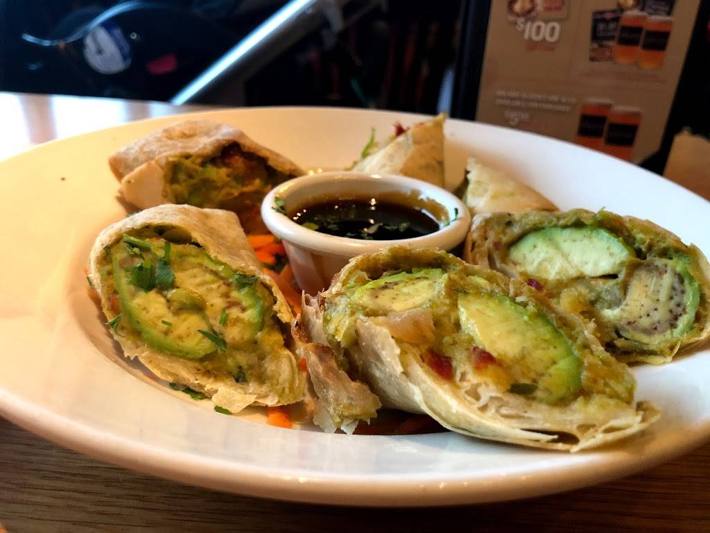 BJs Restaurant & Brewhouse | restaurant | 25628 FL-56, Lutz, FL 33559, USA | 8135751830 OR +1 813-575-1830