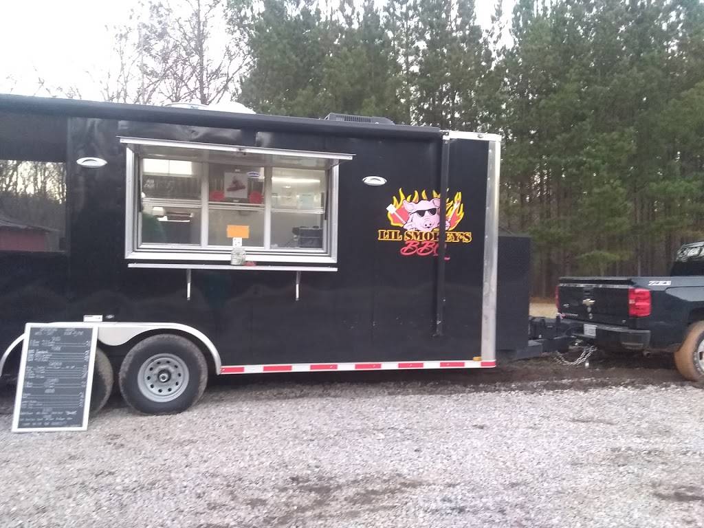 Lil Smokeys BBQ | restaurant | 8678 AL-50, Dadeville, AL 36853, USA | 3345303959 OR +1 334-530-3959
