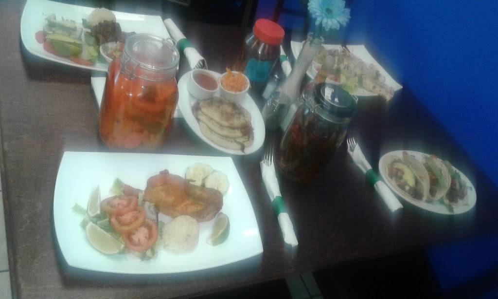 503 2 tesoros | restaurant | 1099 Front St, Uniondale, NY 11553, USA | 5164148211 OR +1 516-414-8211