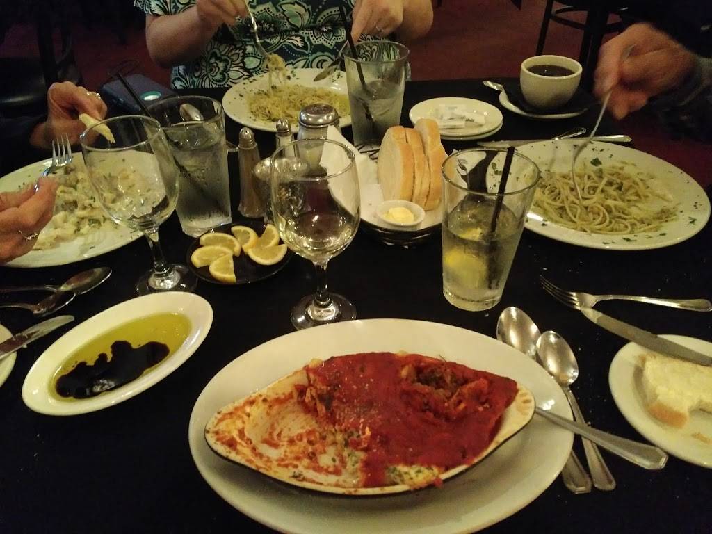 Nonnis Corner Trattoria | cafe | 251 S Broad St, Grove City, PA 16127, USA | 7242644337 OR +1 724-264-4337