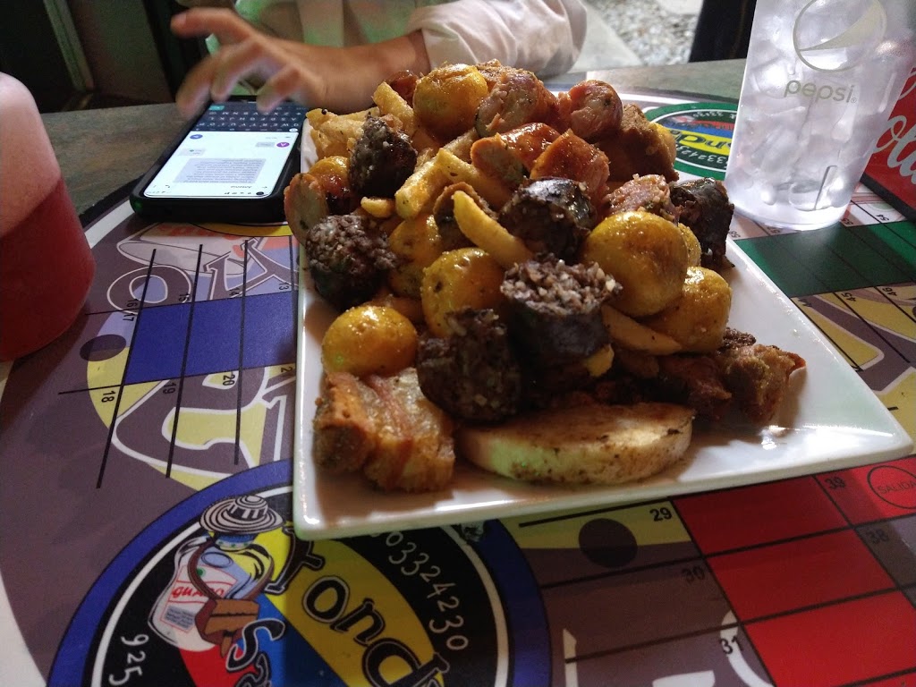 Pochos Express | restaurant | 925 SW 8th St, Miami, FL 33130, USA | 7865588353 OR +1 786-558-8353