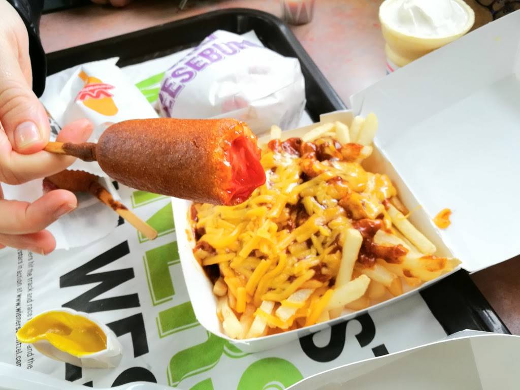 Wienerschnitzel | restaurant | 2071 Rock Springs Dr, Las Vegas, NV 89128, USA | 7028383555 OR +1 702-838-3555