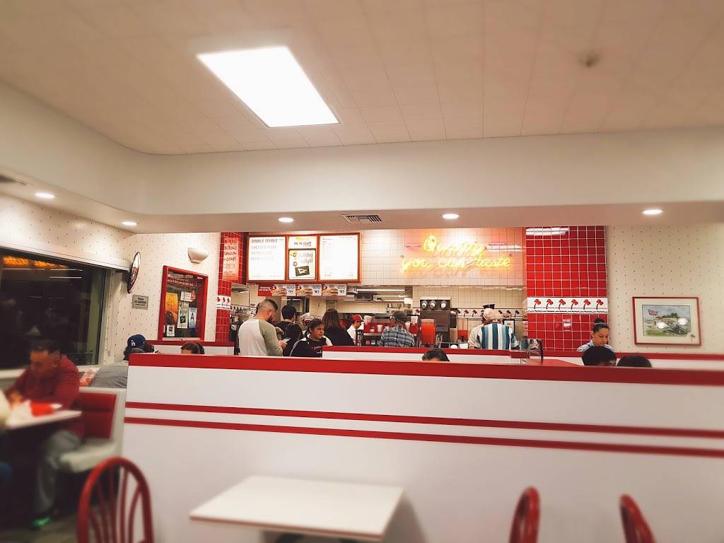 In-N-Out Burger | restaurant | 8955 Foothill Blvd, Rancho Cucamonga, CA 91730, USA | 8007861000 OR +1 800-786-1000