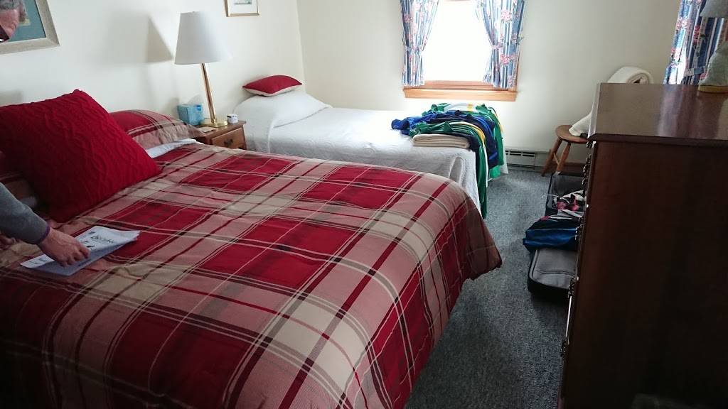 Highland Lodge | restaurant | 1608 Craftsbury Rd, Greensboro, VT 05841, USA | 8023224456 OR +1 802-322-4456