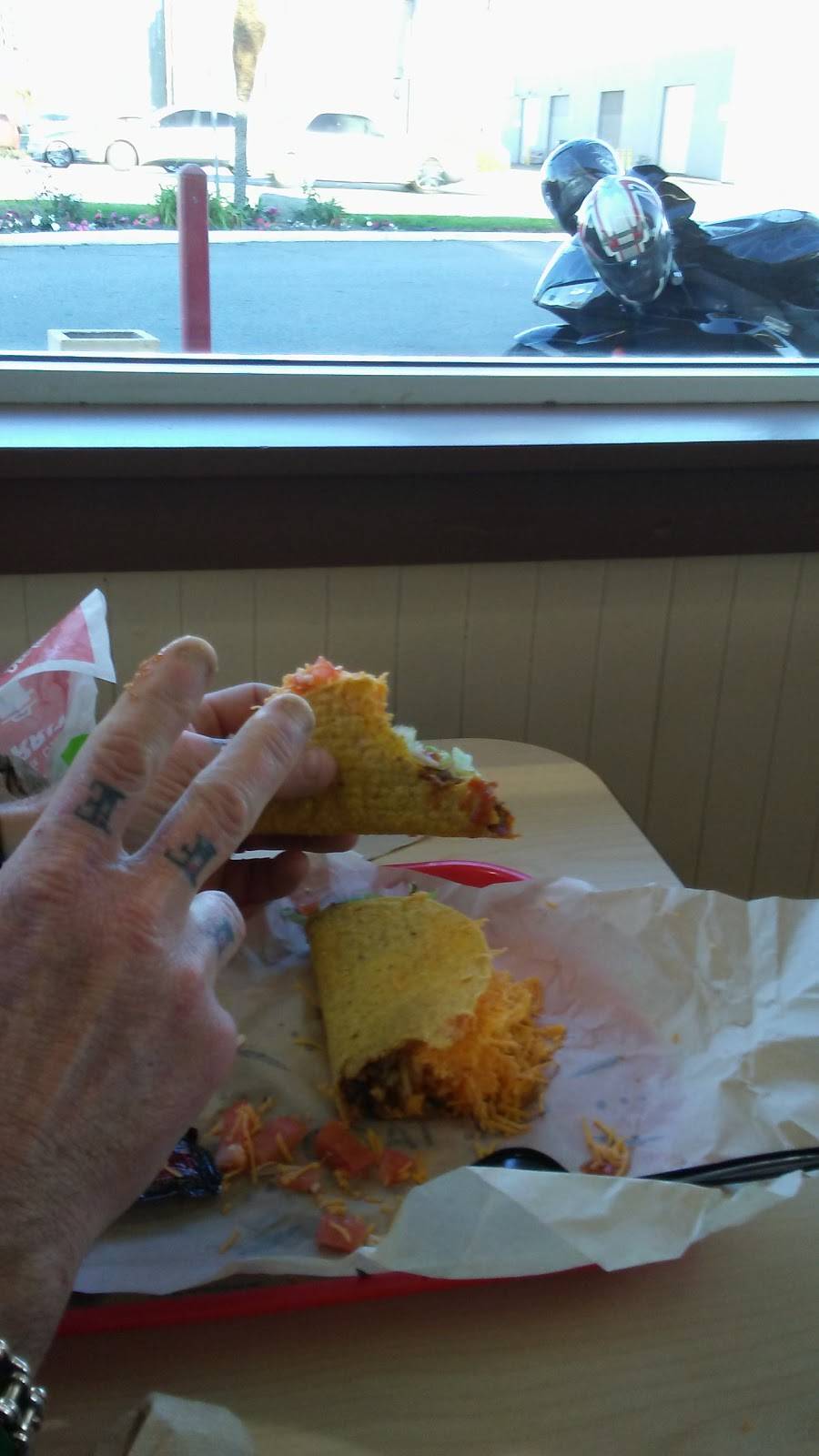 Del Taco | meal takeaway | 2900 S Main St, Santa Ana, CA 92707, USA | 7149790037 OR +1 714-979-0037