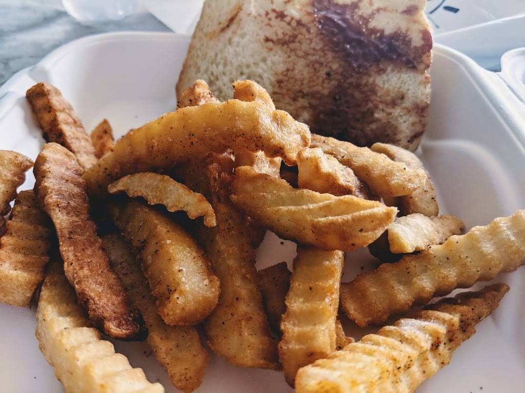 Heckys Barbecue | meal delivery | 1902 Green Bay Rd, Evanston, IL 60201, USA | 8474921182 OR +1 847-492-1182