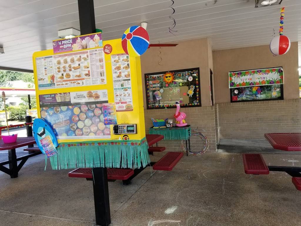 Sonic Drive-In | restaurant | 200 Floyd Thompson Dr, Hampton, VA 23666, USA | 7578659111 OR +1 757-865-9111