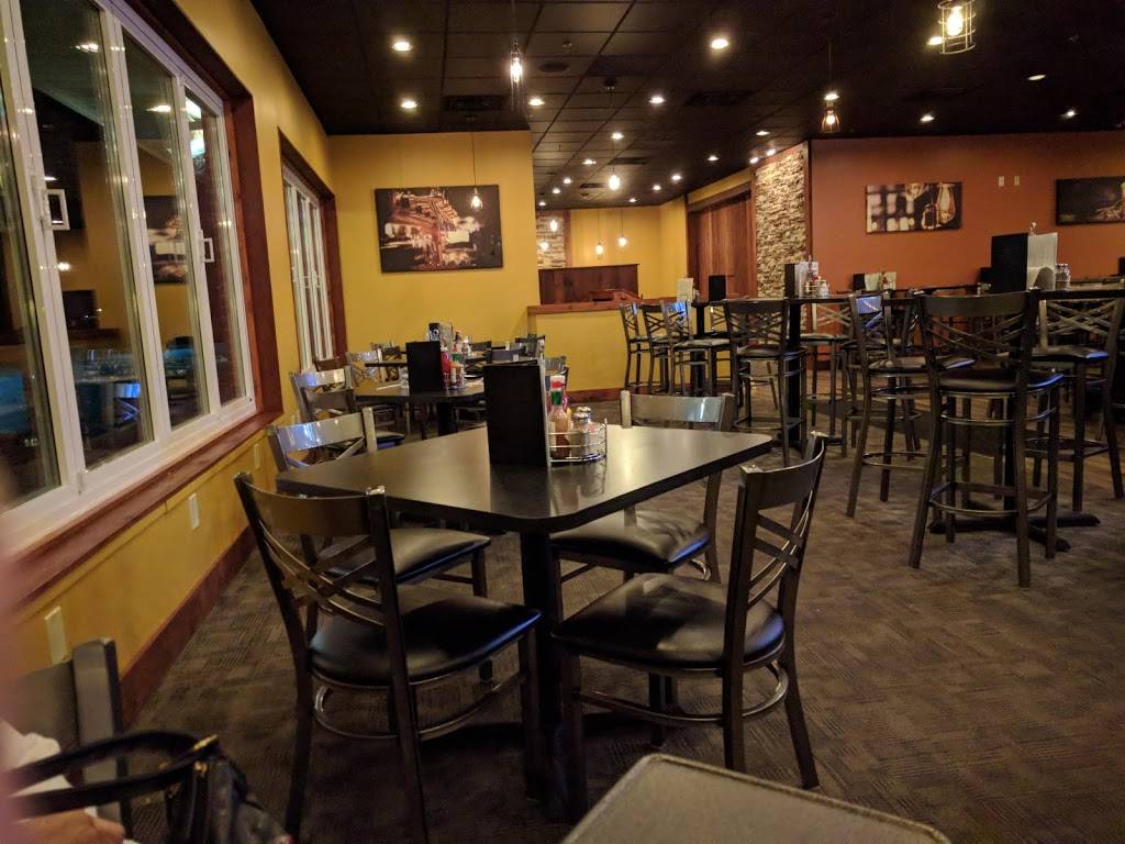 Finleys Tap House | restaurant | 3236 Ginger Creek Dr, Springfield, IL 62711, USA | 2175721996 OR +1 217-572-1996