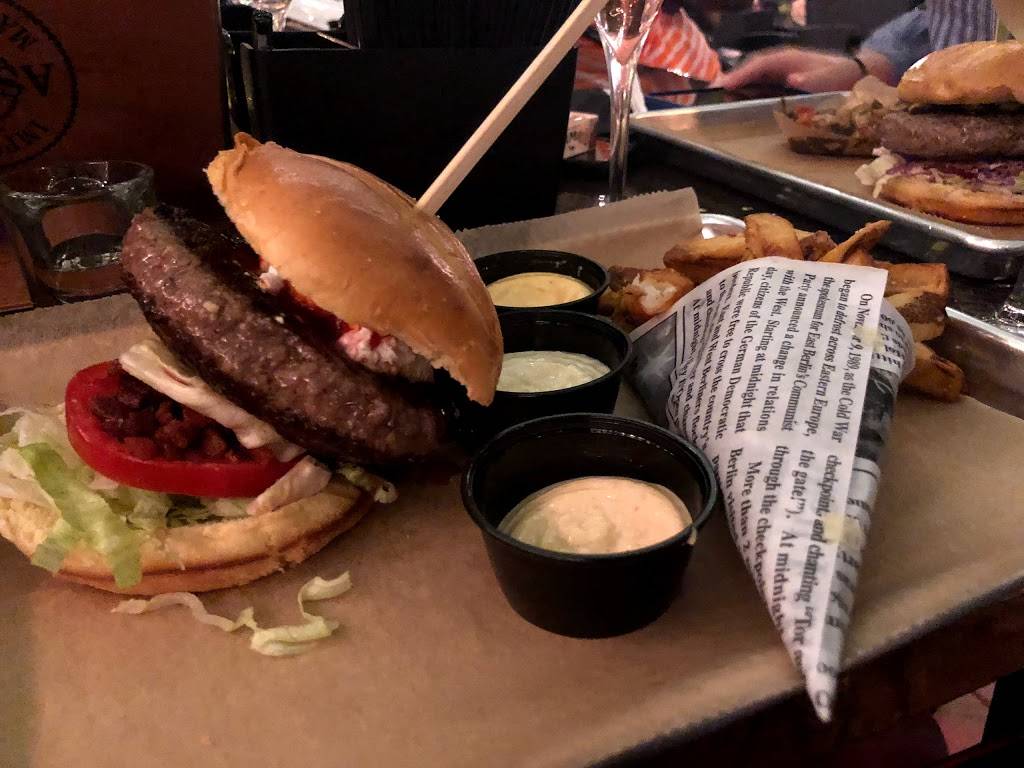 Petanque Kitchen & Bar | restaurant | 517 Northwood Rd, West Palm Beach, FL 33407, USA | 5615078064 OR +1 561-507-8064