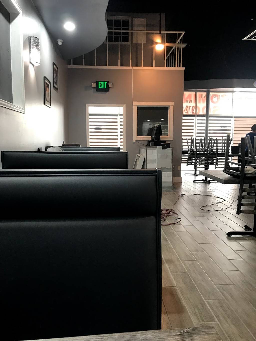 Mimi’s Star Cafè | restaurant | 19177 Preston Rd suite 180, Dallas, TX 75252, USA | 2144849244 OR +1 214-484-9244