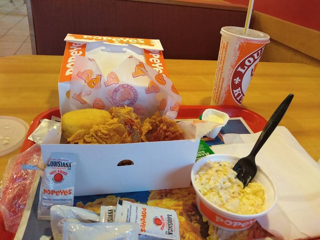 Popeyes Louisiana Kitchen | restaurant | 200 Baker Rd, Dexter, MI 48130, USA | 7344263951 OR +1 734-426-3951