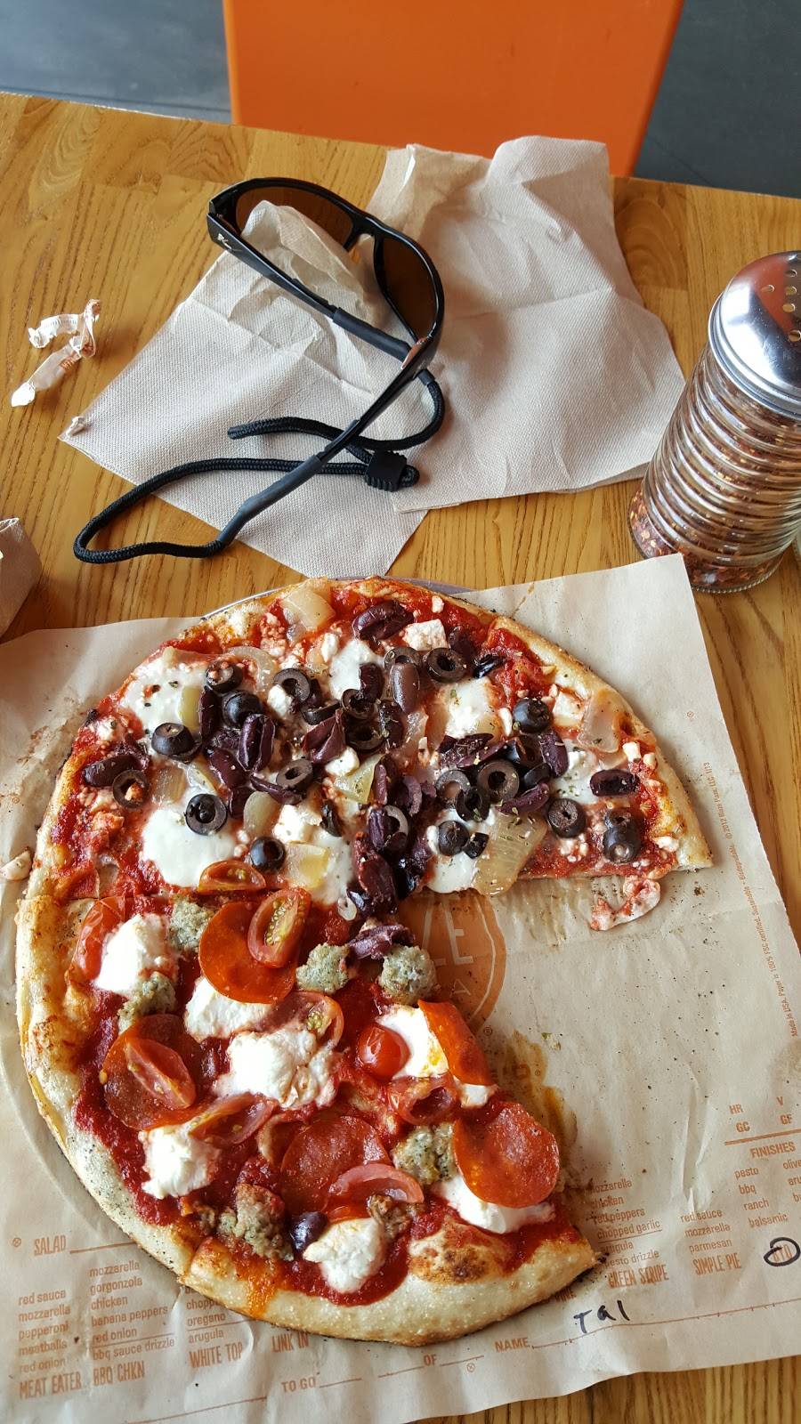 Blaze Pizza | meal takeaway | 225 W Avenida Vista Hermosa Suite A, San Clemente, CA 92672, USA | 9496122748 OR +1 949-612-2748