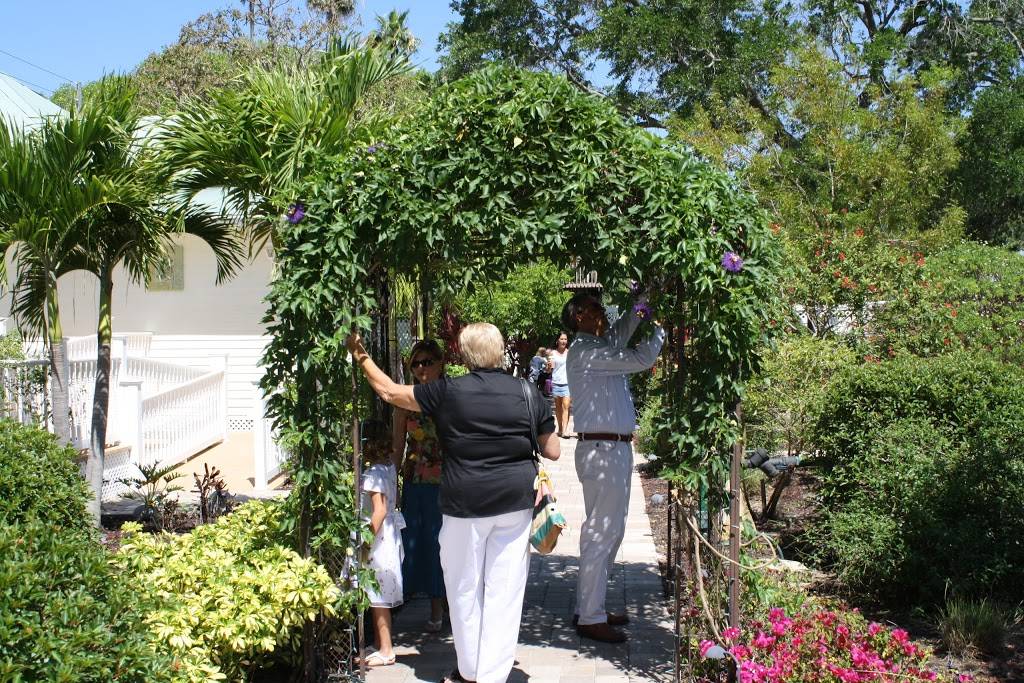 The Shops at The Butterfly Estates and Florida Native Butterfly  | restaurant | 1815 Fowler St, Fort Myers, FL 33901, USA | 2396902359 OR +1 239-690-2359