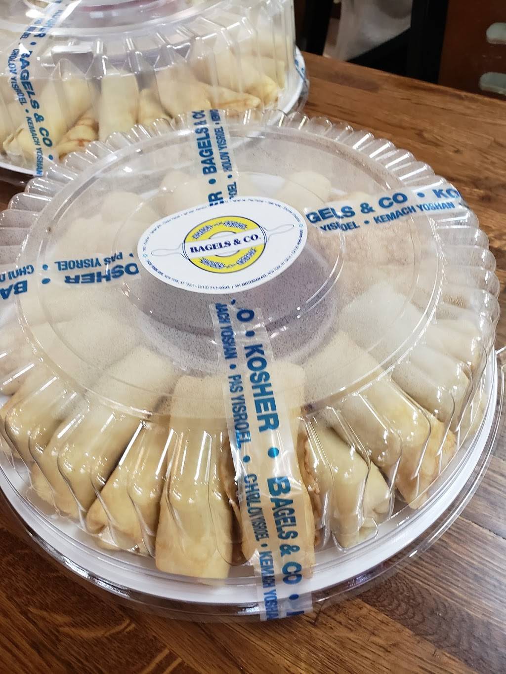 Bagels and Co | bakery | 1428 York Ave, New York, NY 10021, USA | 2127170505 OR +1 212-717-0505