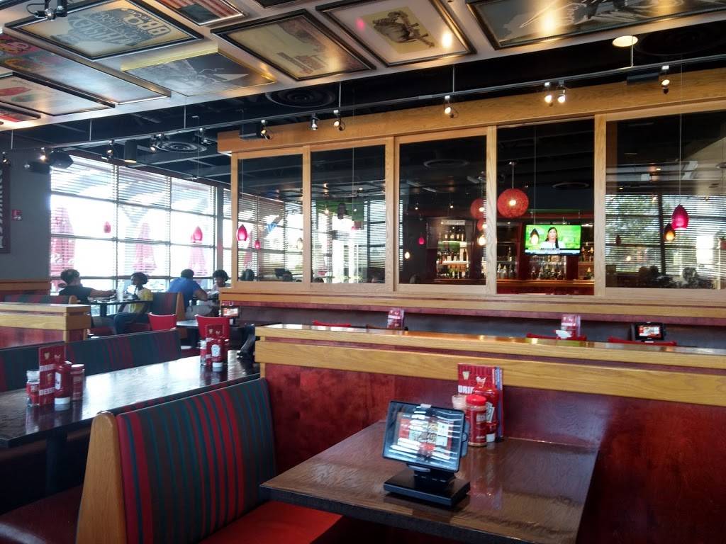 Red Robin Gourmet Burgers and Brews | restaurant | 247 Forum Dr, Columbia, SC 29229, USA | 8034629909 OR +1 803-462-9909