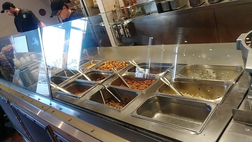 Chipotle Mexican Grill | restaurant | 1729 Howe Ave, Sacramento, CA 95825, USA | 9166464571 OR +1 916-646-4571