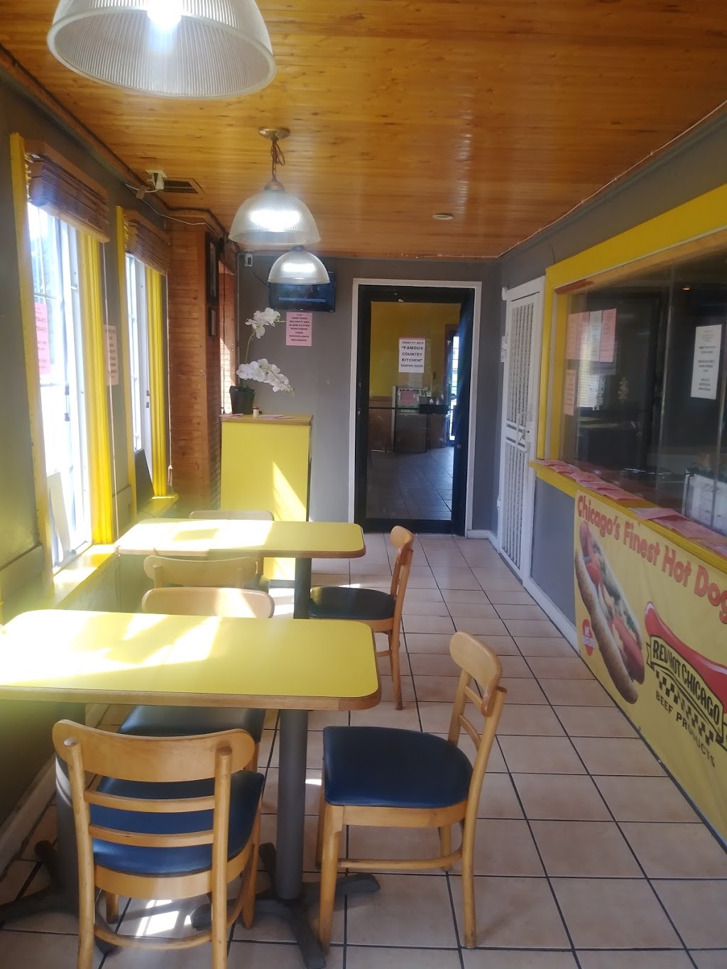 FAMOUS HOT DOG CAFE | restaurant | 1241 Grant St, Gary, IN 46404, USA | 2194875444 OR +1 219-487-5444