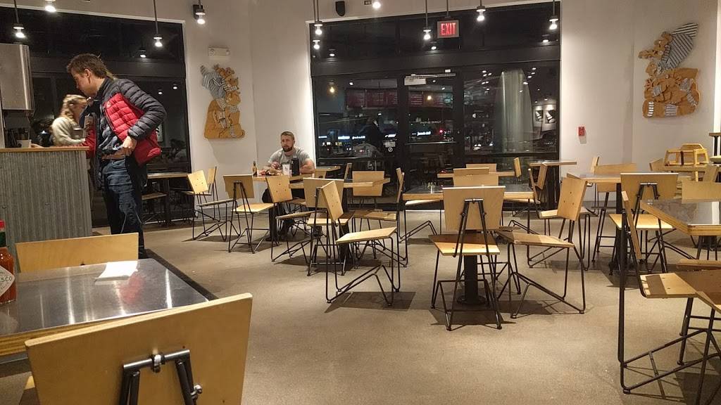 Chipotle Mexican Grill | restaurant | 145 Union Blvd #103, Lakewood, CO 80228, USA | 3039895161 OR +1 303-989-5161