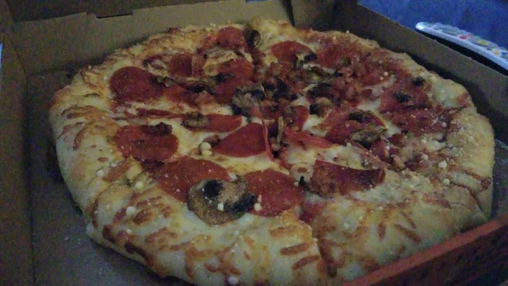 Little Caesars Pizza | meal takeaway | 2385 Tecumseh Rd W, Windsor, ON N9B 1W2, Canada | 5192524949 OR +1 519-252-4949