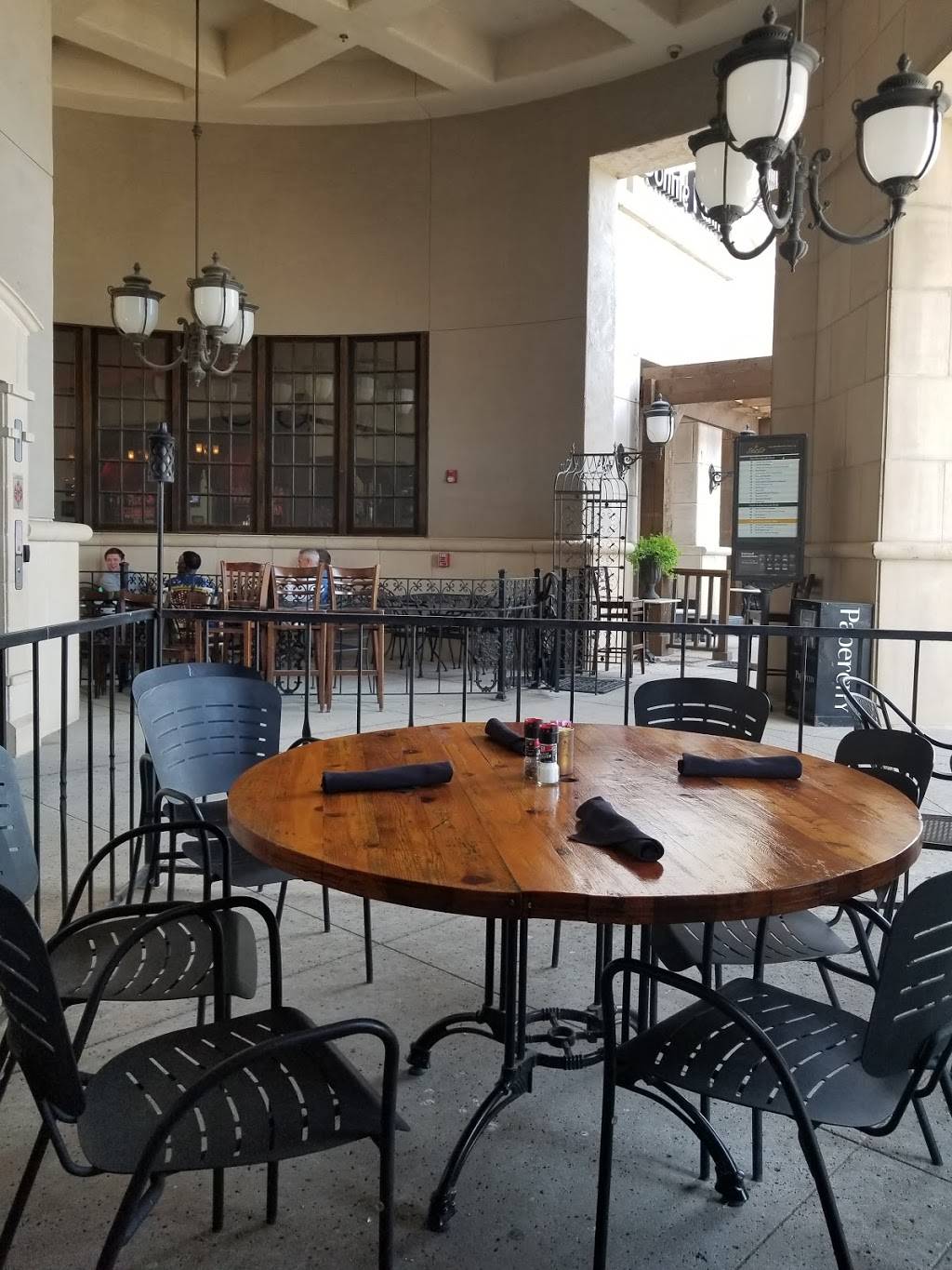 TruFire Kitchen & Bar | restaurant | 6959 Lebanon Rd #114, Frisco, TX 75034, USA | 2148723830 OR +1 214-872-3830