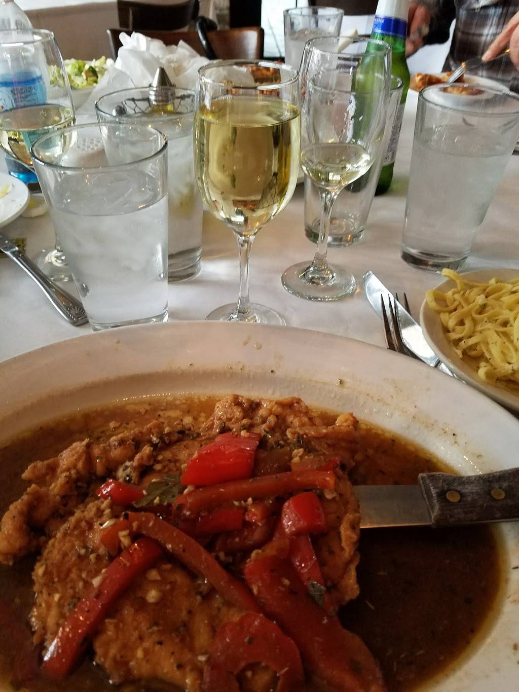 Jim & Petes Restaurant | restaurant | 7806 W North Ave, Elmwood Park, IL 60707, USA | 7084535204 OR +1 708-453-5204