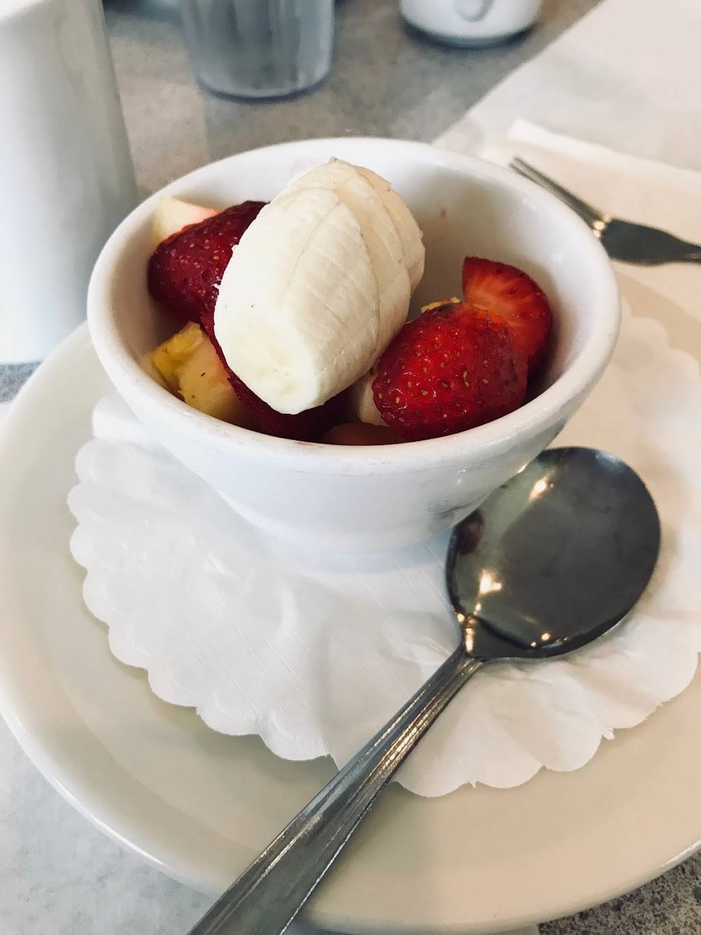 Moonakis Cafe | restaurant | 460 Waquoit Highway (Route 28),, diagonally across from Cumberland Farms Gas, East Falmouth, MA 02536, USA | 5084579630 OR +1 508-457-9630