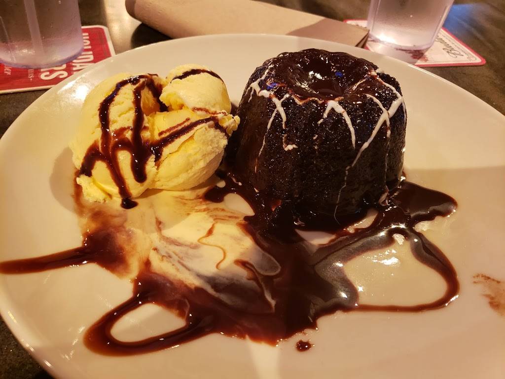 Applebees Grill + Bar | restaurant | 1010 Mall Walk 1010 Mall Walk, West Dr, Yonkers, NY 10704, USA | 9143766222 OR +1 914-376-6222