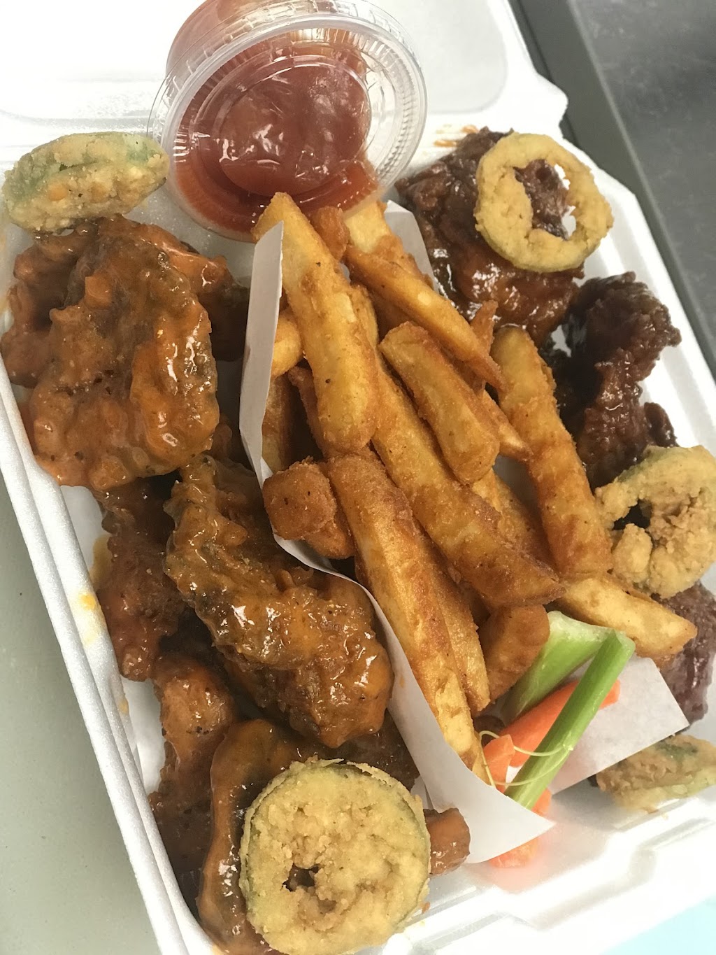 MushWings | restaurant | 405 N Walker Ave, Oklahoma City, OK 73102, USA | 4057683470 OR +1 405-768-3470