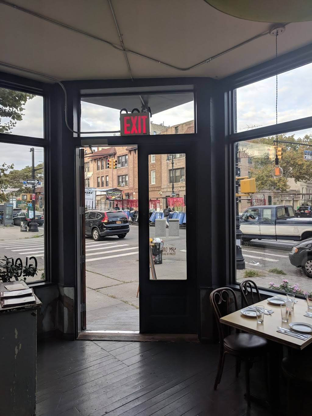 Glou | restaurant | 406 Rogers Ave, Brooklyn, NY 11225, USA | 7184839211 OR +1 718-483-9211