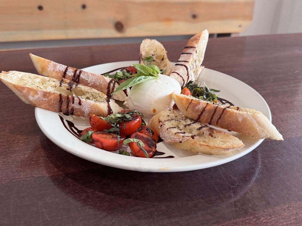 Lauria’s Italian Bar & Bistro | restaurant | 25637 Canal Rd, Orange Beach, AL 36561, USA | 2519999449 OR +1 251-999-9449