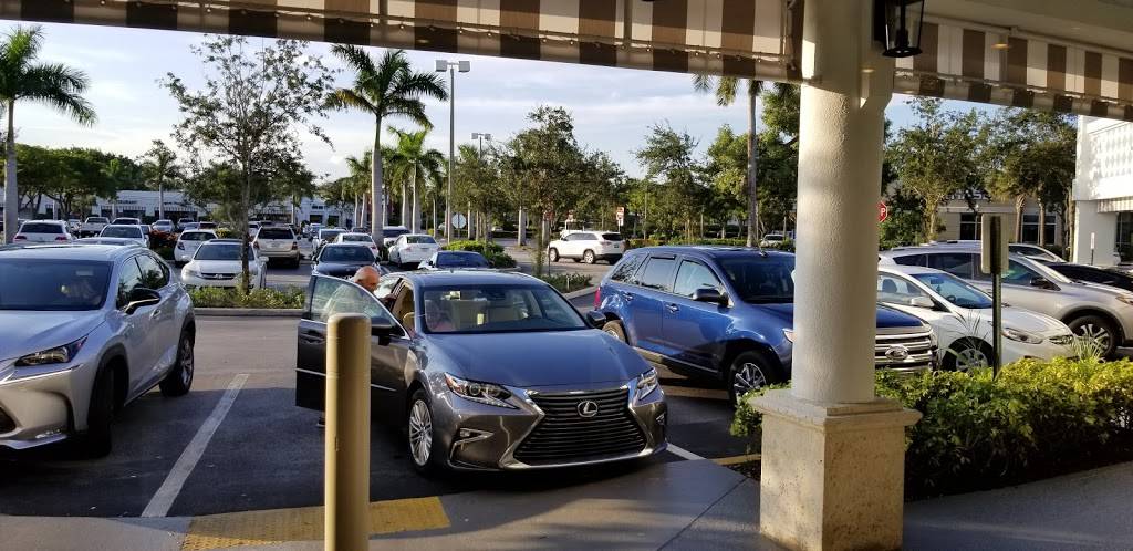 TooJays Deli • Bakery • Restaurant | restaurant | 5030 Champion Blvd, Boca Raton, FL 33496, USA | 5612415903 OR +1 561-241-5903